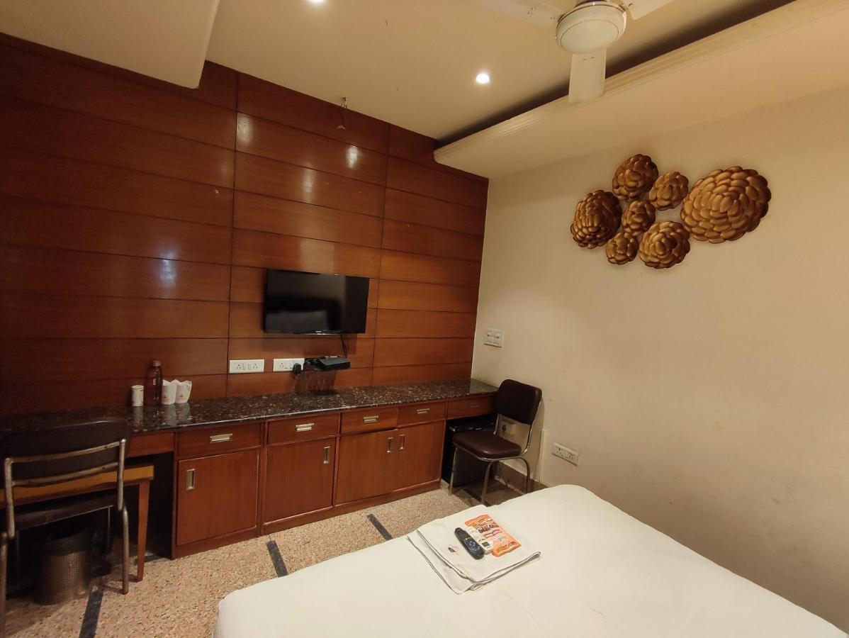 Stay @ 203 Noida Exterior photo